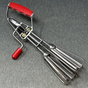 Old Maynard Manual Mixer Hand Crank Egg Beater Red Plastic Handle Ambidextrous